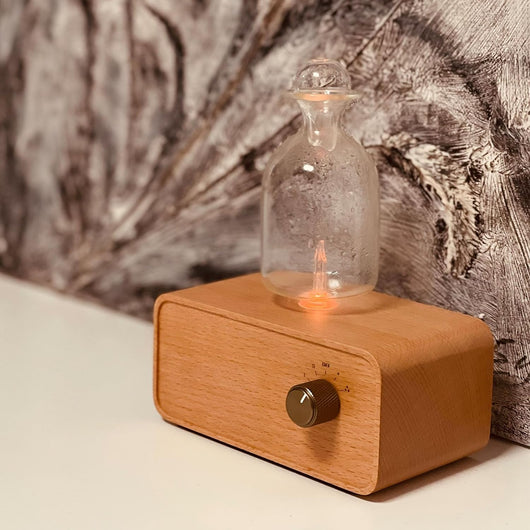 VitraMist™ Cordless Nebulizing Diffuser – Handcrafted Glass & Wood Aromatherapy with Soft Ambient Glow